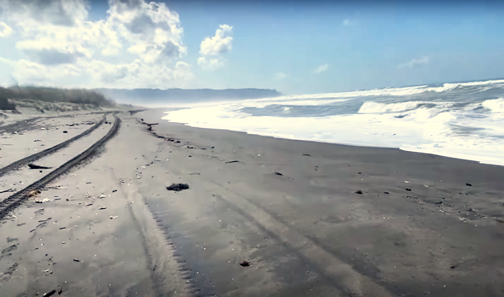 Pantai Barchan Bantul: Tersembunyi di dekat Gumuk Pasir Eksotis 4 pantai barchan bantul, pantai barchan jogja, pantai barchan lokasi, pantai barchan alamat, pantai barchan peta, pantai barchan rute, pantai barchan akses, pantai barchan fasilitas, pantai barchan parkir, pantai barchan gumuk pasir, pantai barchan pemandangan, pantai barchan sunset, pantai barchan sunrise, pantai barchan foto, pantai barchan spot foto, pantai barchan aktivitas, pantai barchan wisata, pantai barchan kuliner,